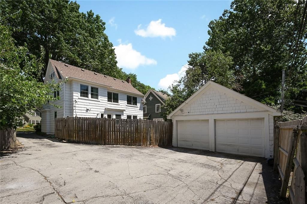 Photo 34 of 34 - 35 W 70th Street