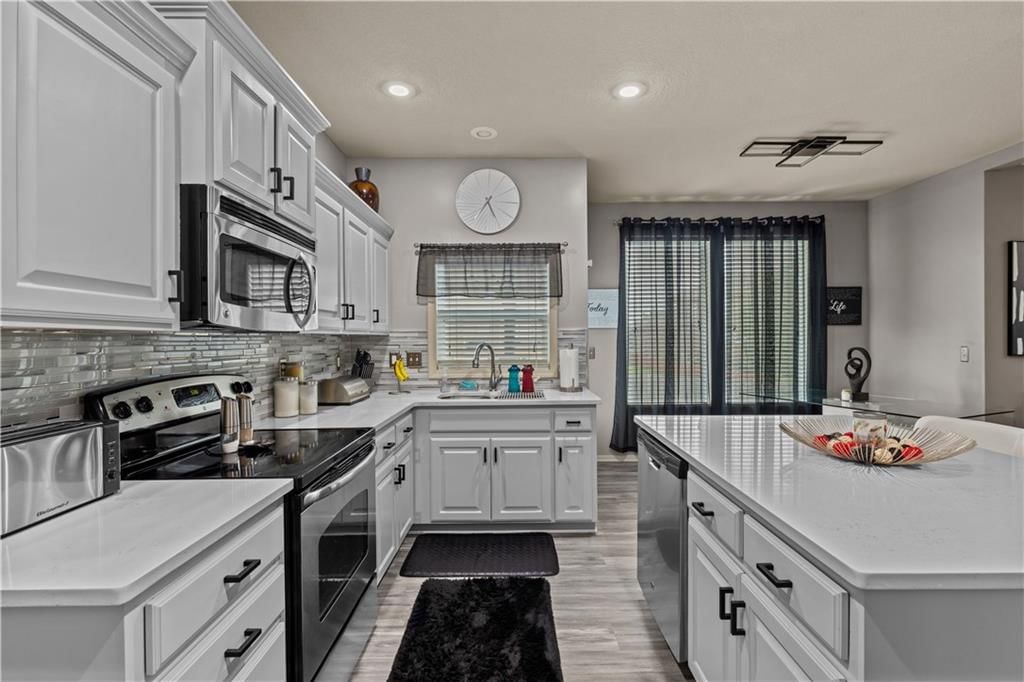2271 W Loula Street — photo 8