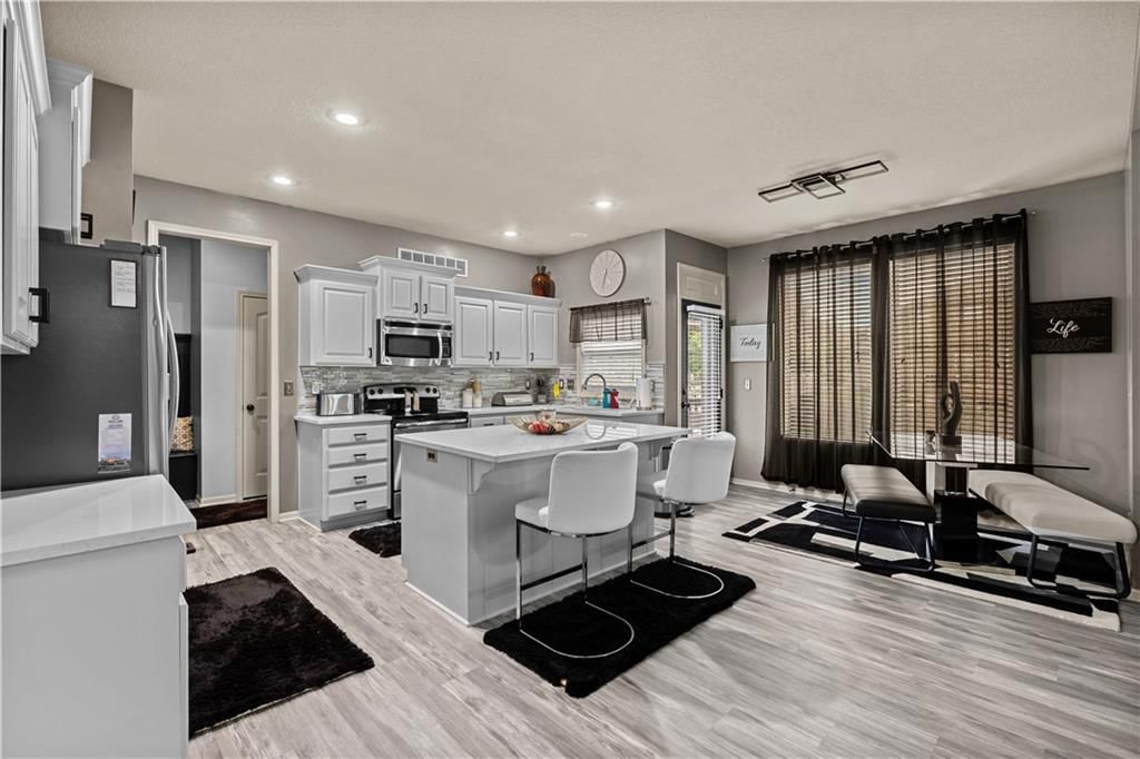 2271 W Loula Street — photo 10