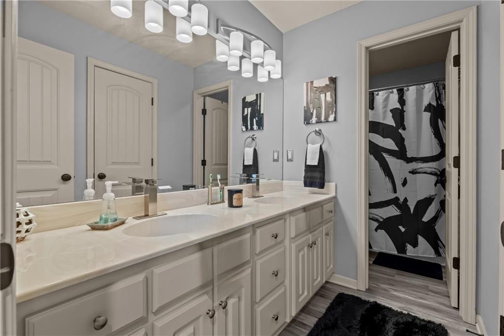 2271 W Loula Street — photo 16