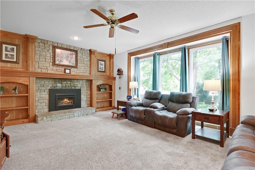 Photo 13 of 33 - 8215 W 150th Street