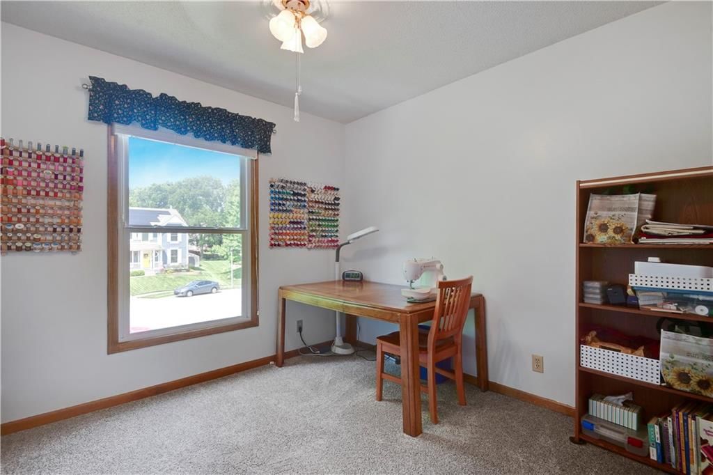 Photo 25 of 33 - 8215 W 150th Street