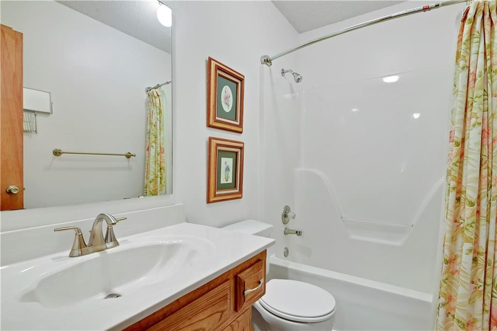 Photo 26 of 33 - 8215 W 150th Street