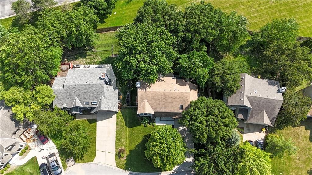Photo 32 of 33 - 8215 W 150th Street