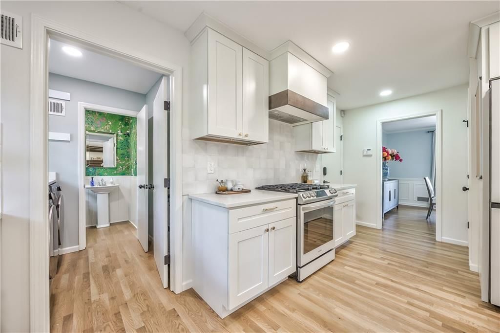 5611 W 91st Street — photo 14
