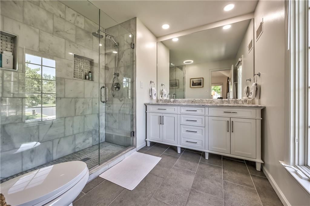 5611 W 91st Street — photo 19