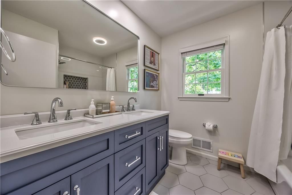 5611 W 91st Street — photo 23