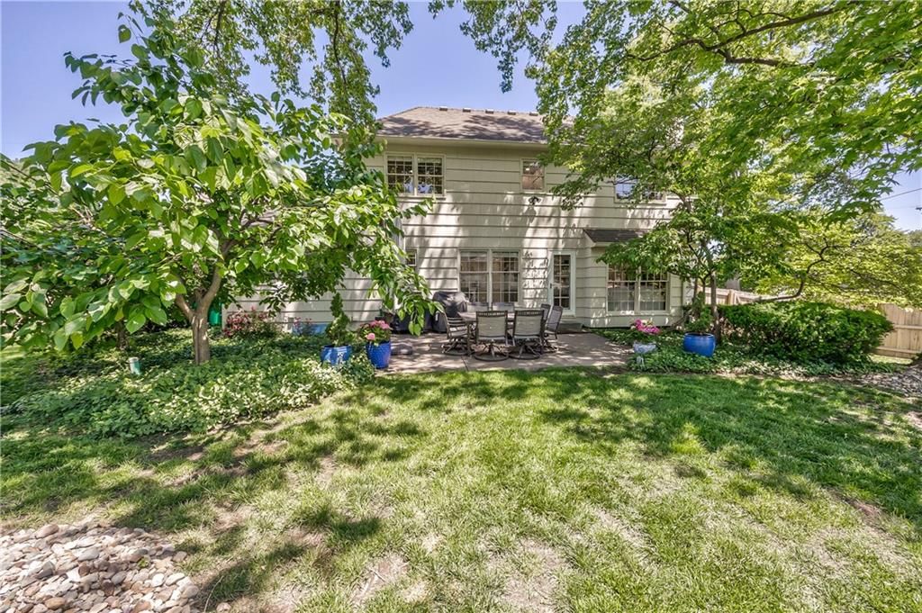 5611 W 91st Street — photo 28