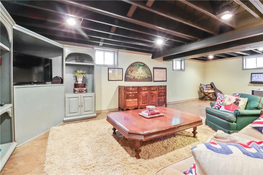 8112 Briar Street — photo 35