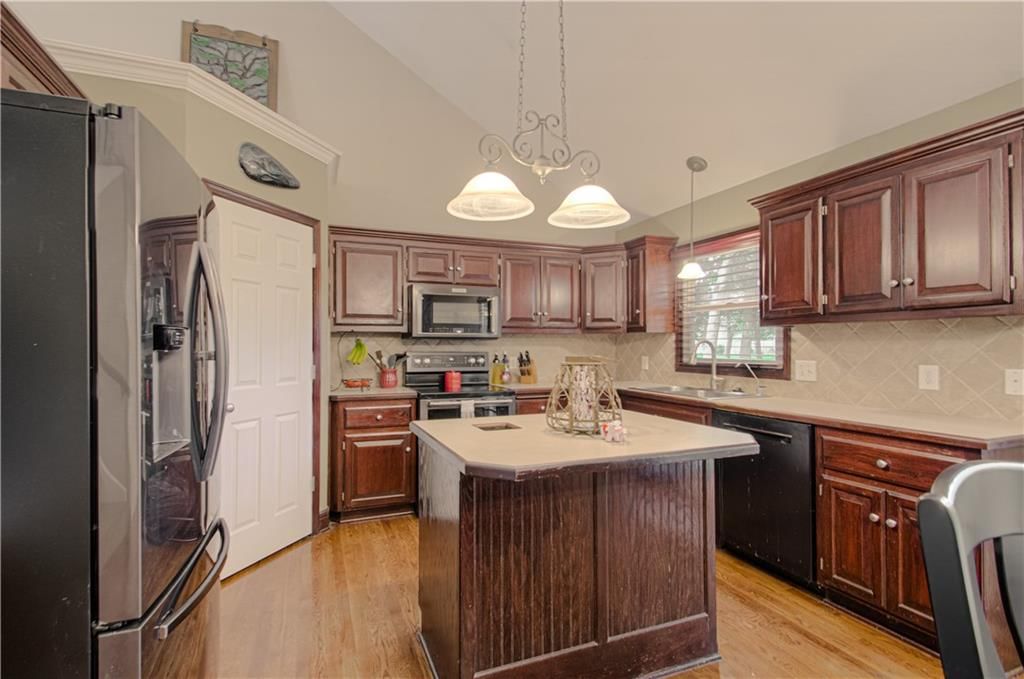 7301 N Donnelly Avenue — photo 8