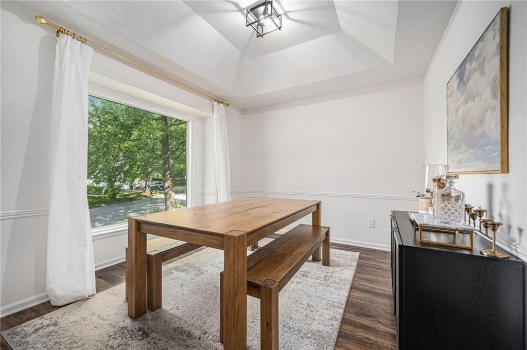 9652 N Campbell Street — photo 10