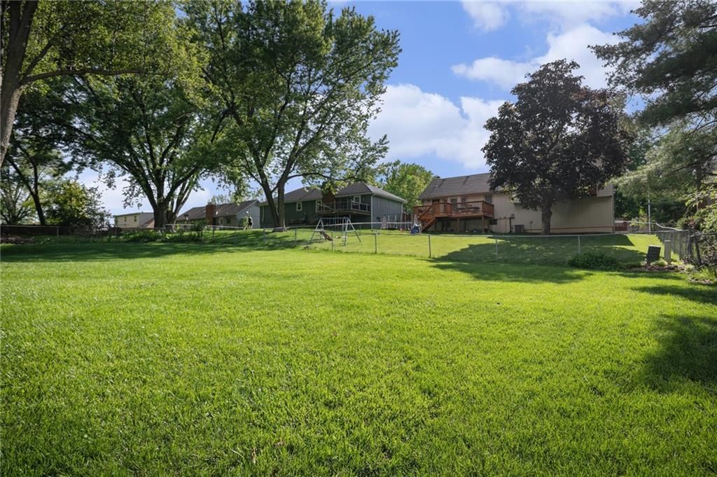 9652 N Campbell Street — photo 34