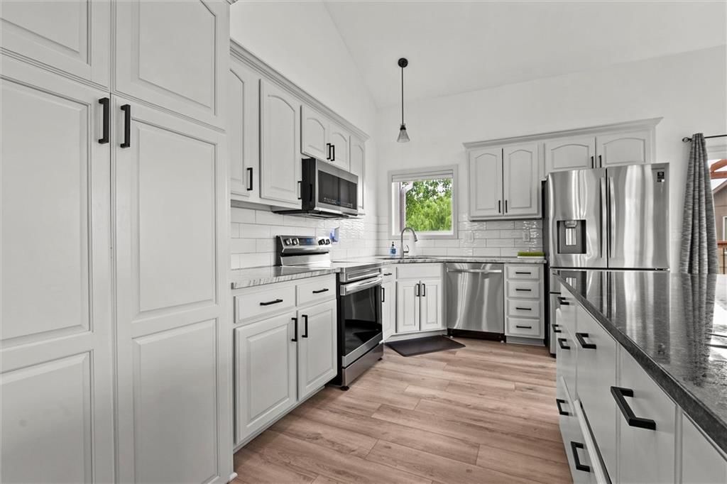 20806 W 61st Street — photo 9