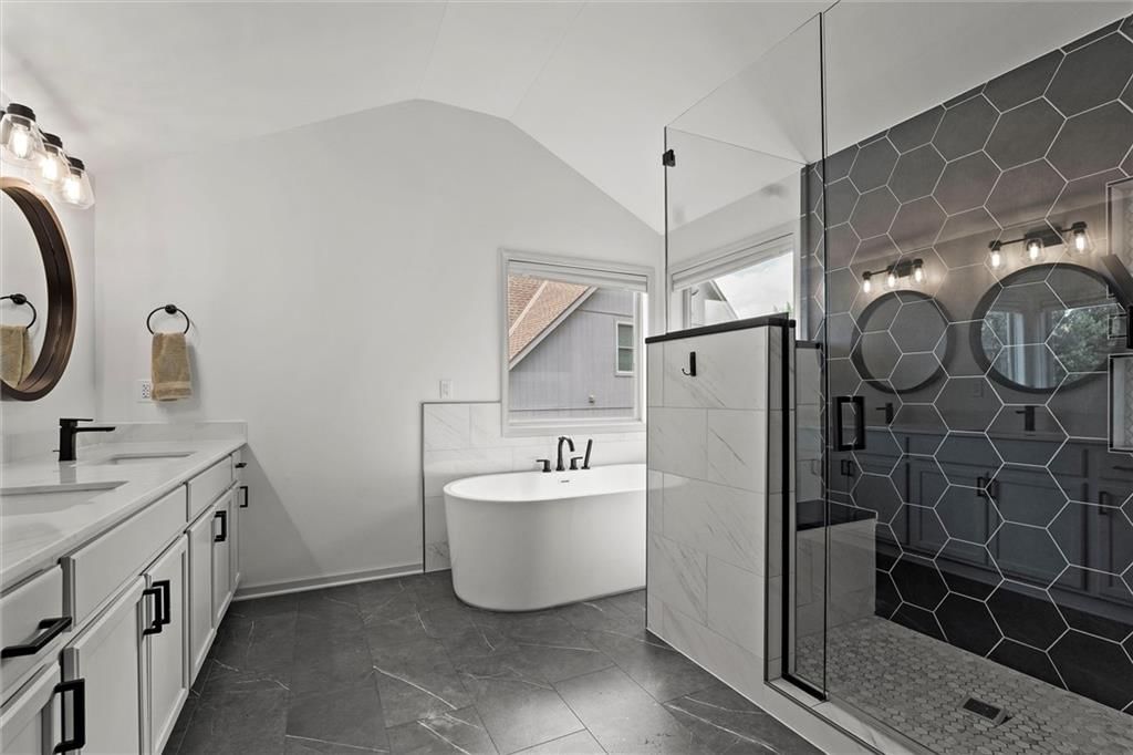 20806 W 61st Street — photo 17