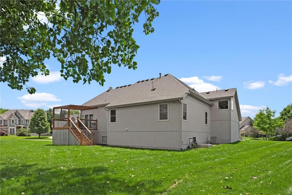 20806 W 61st Street — photo 31