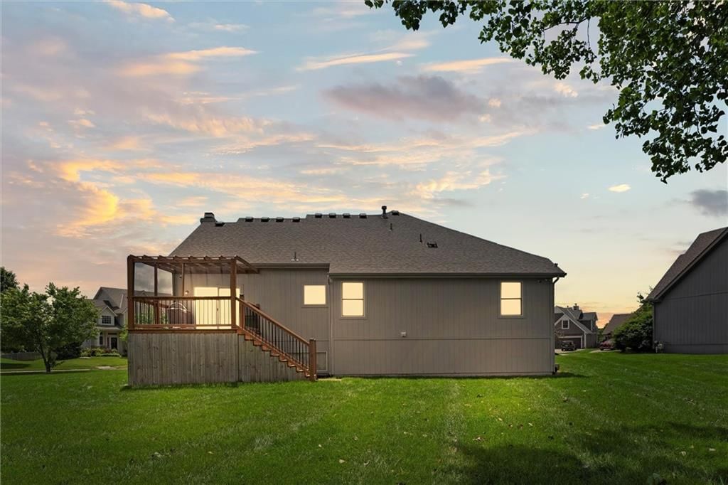20806 W 61st Street — photo 33