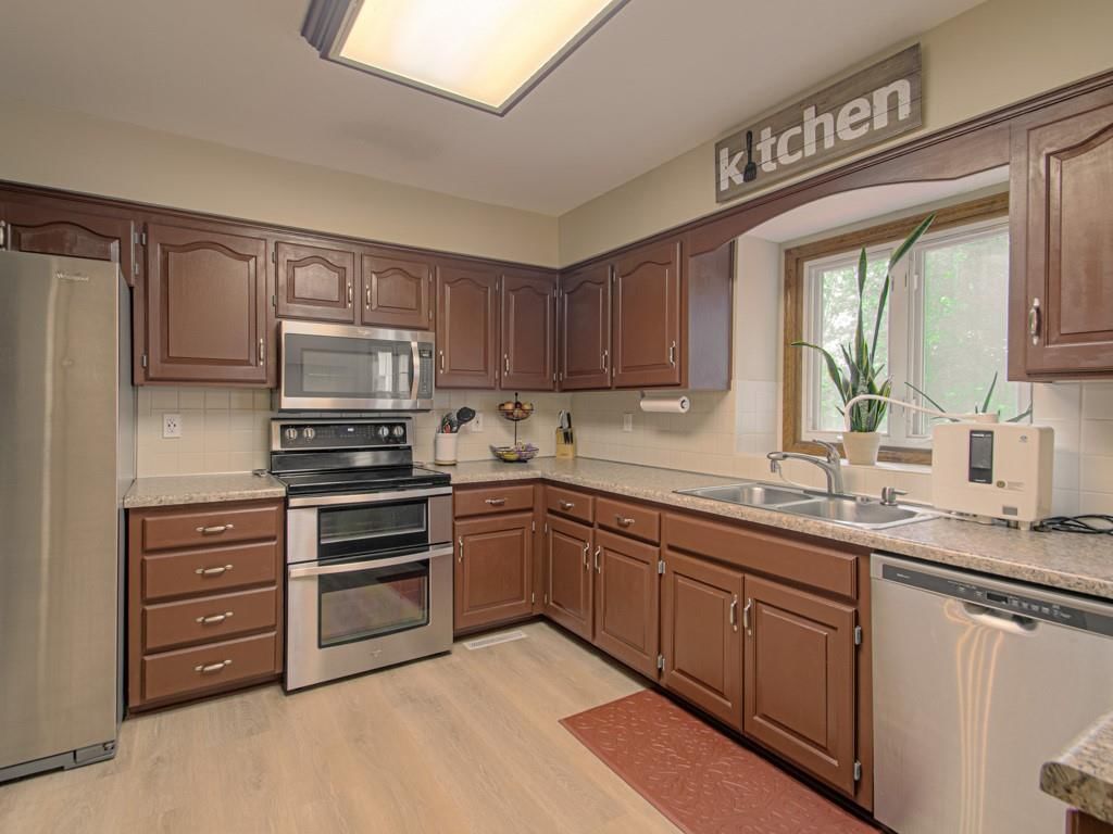 2609 NW Acorn Drive — photo 10