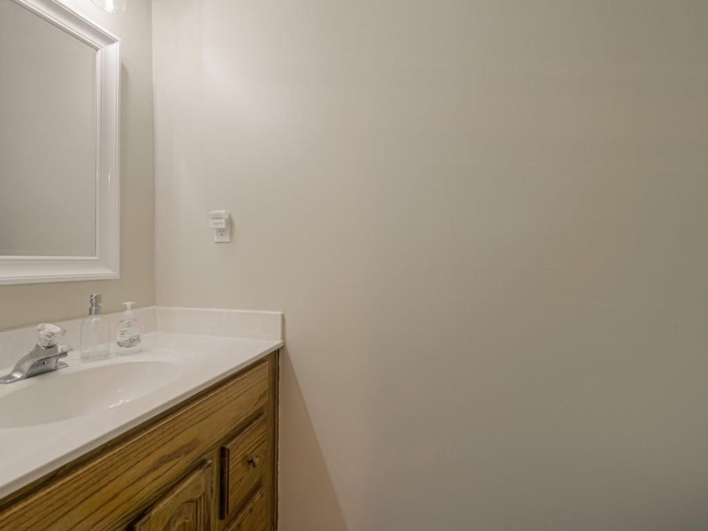 2609 NW Acorn Drive — photo 23