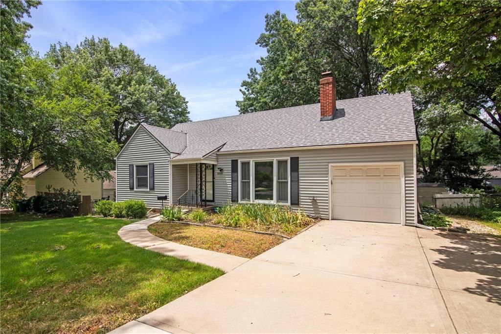5600 Roe Boulevard — photo 4