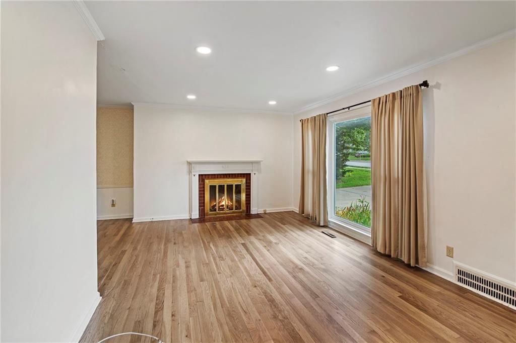 5600 Roe Boulevard — photo 11