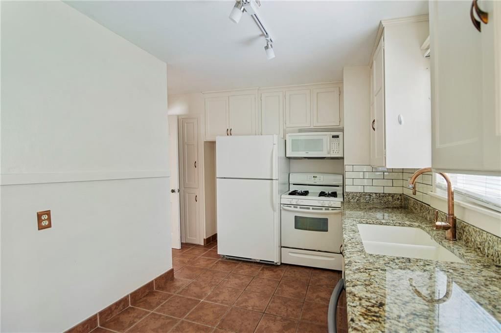 5600 Roe Boulevard — photo 19