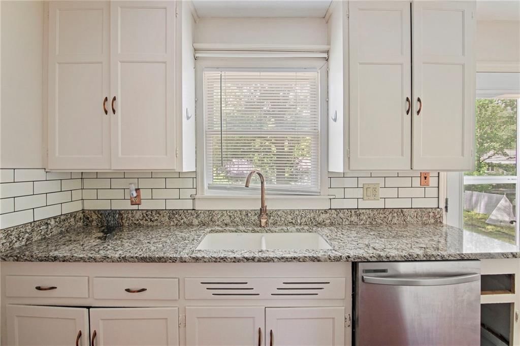 5600 Roe Boulevard — photo 21