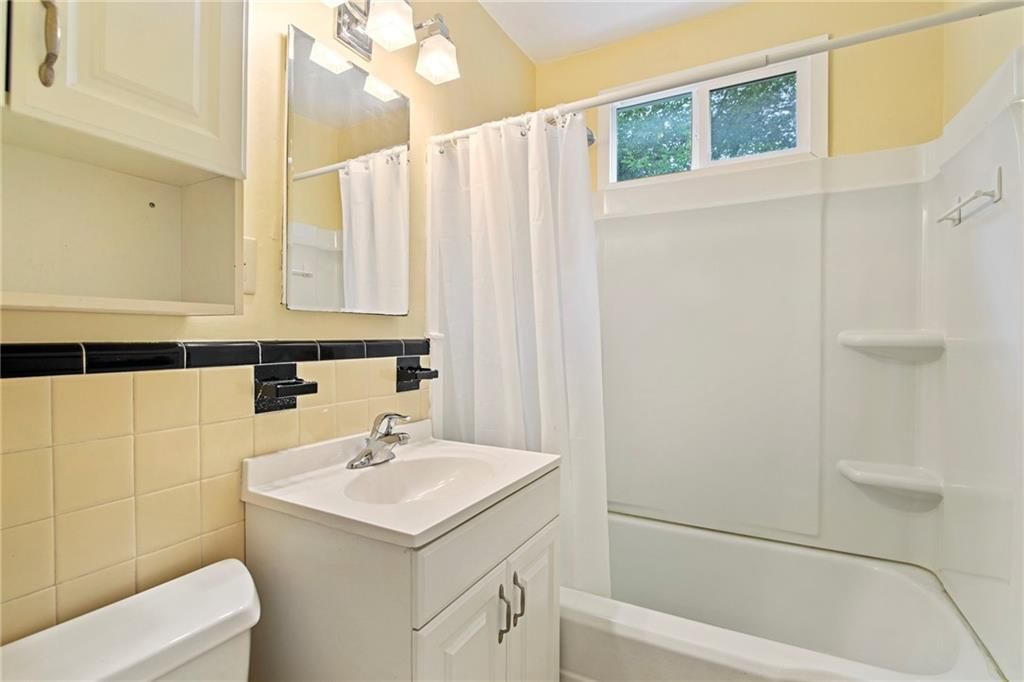 5600 Roe Boulevard — photo 26