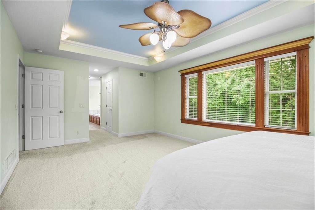 Photo 16 of 42 - 4188 Country Squire Lane