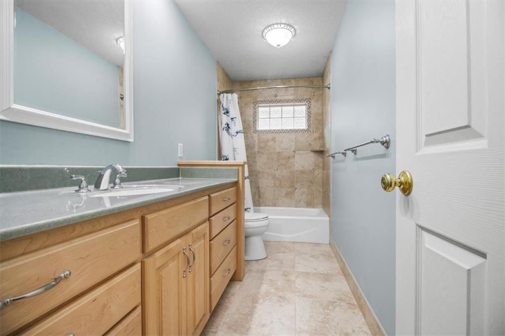 Photo 20 of 42 - 4188 Country Squire Lane