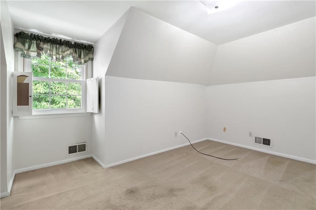1150 NE Colbern Road — photo 27