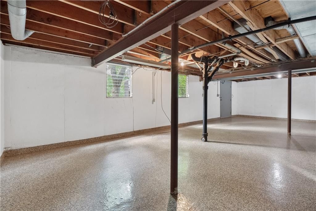 1150 NE Colbern Road — photo 31
