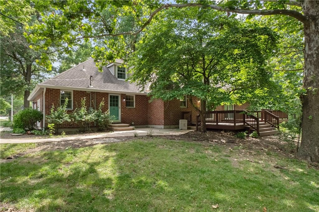 1150 NE Colbern Road — photo 38