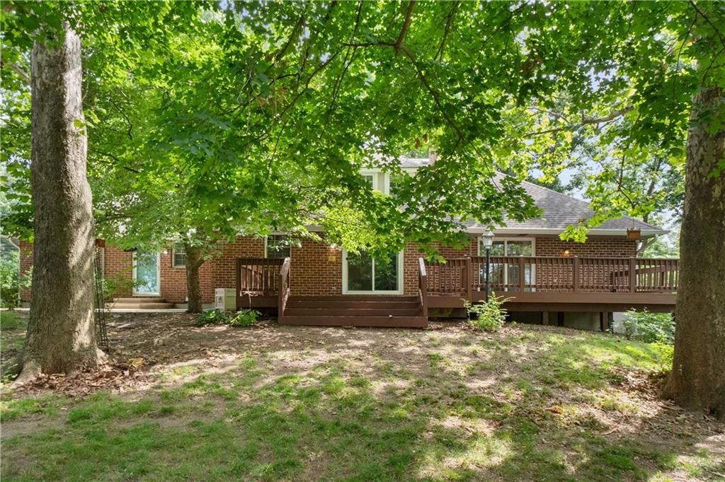 1150 NE Colbern Road — photo 39