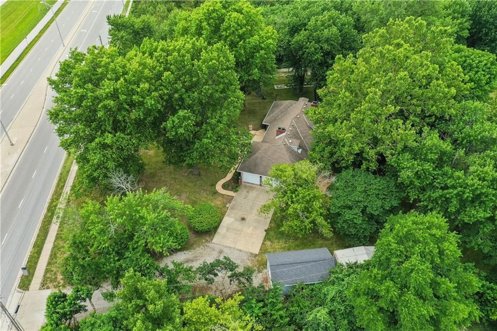 1150 NE Colbern Road — photo 45