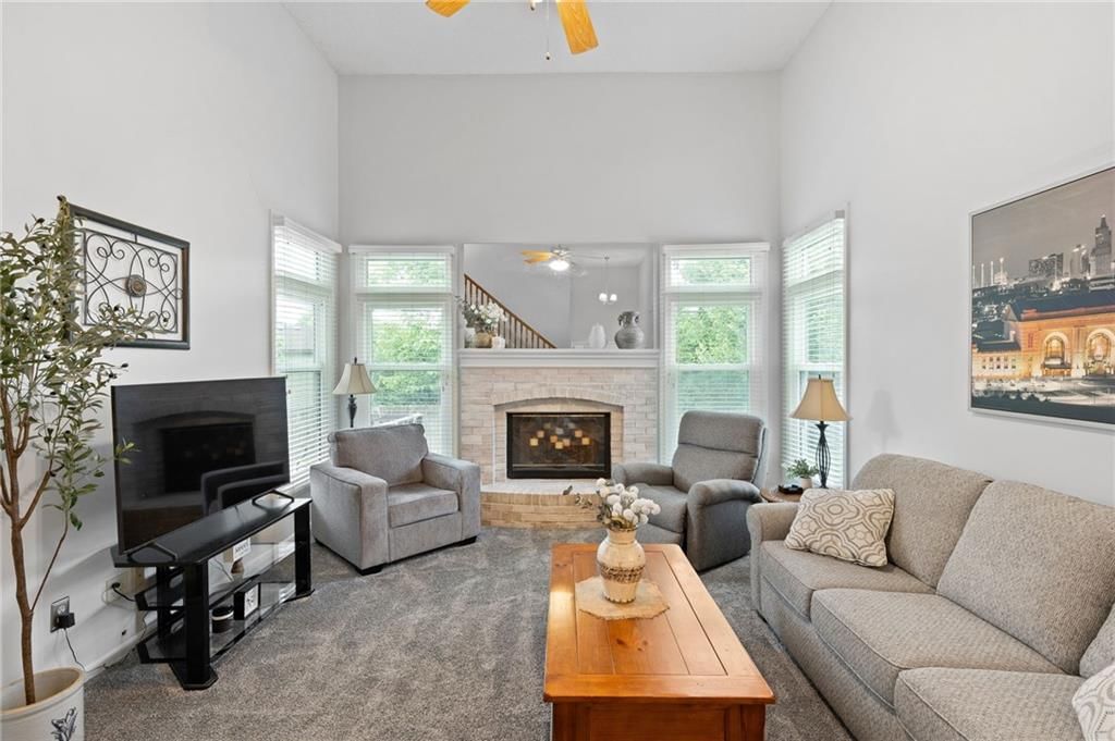 3909 NE 60th Street — photo 8
