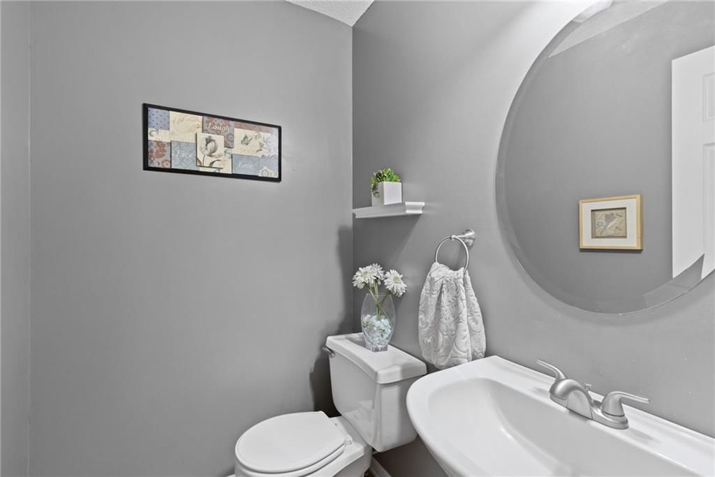 3909 NE 60th Street — photo 17
