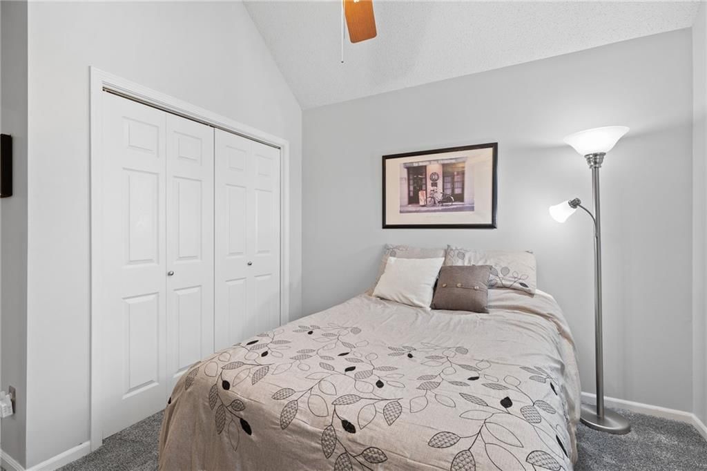 3909 NE 60th Street — photo 25