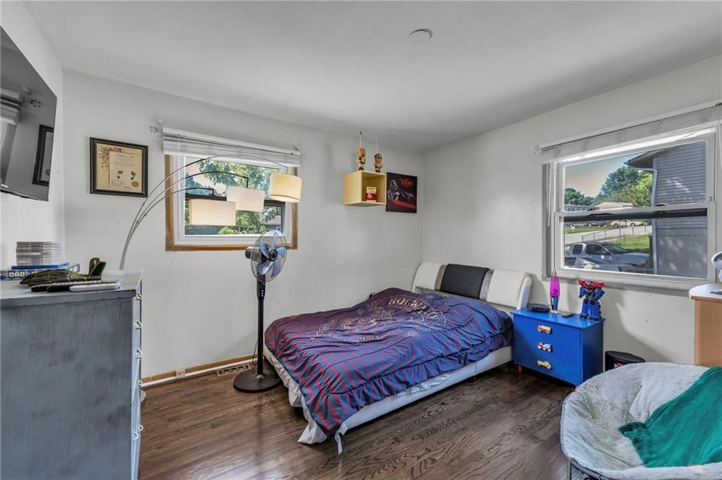 8410 Barnett Avenue — photo 11