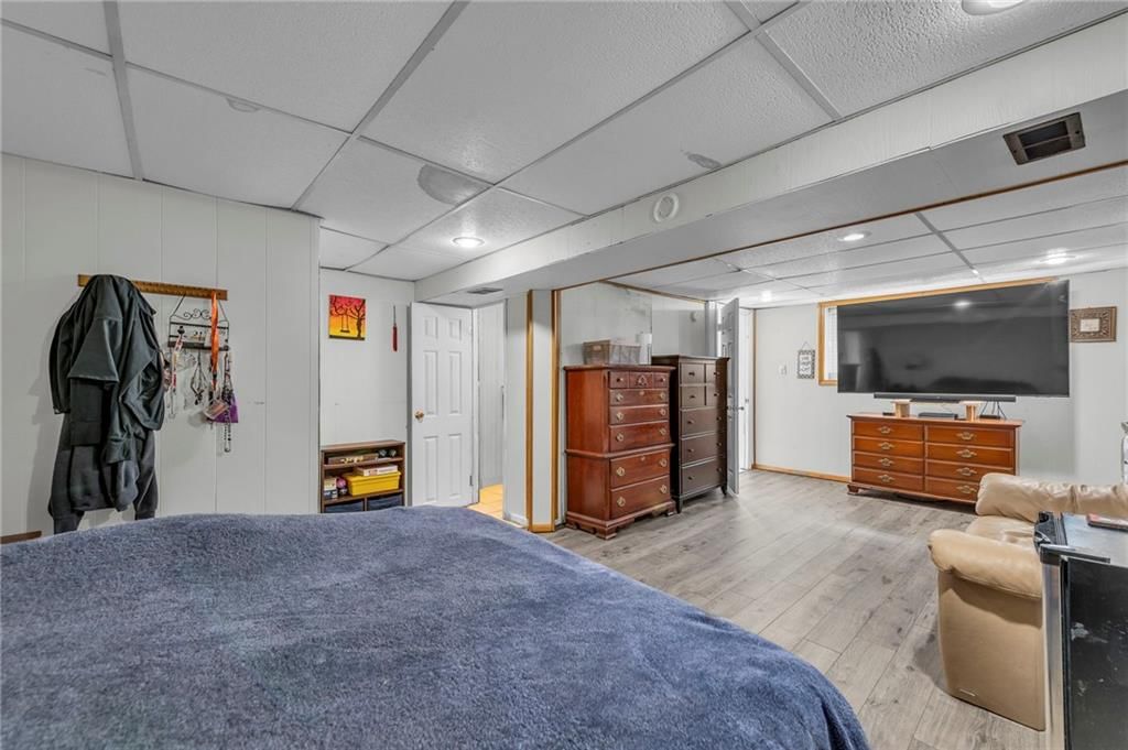 8410 Barnett Avenue — photo 21