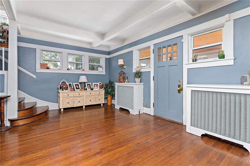 424 S Elm Street — photo 9