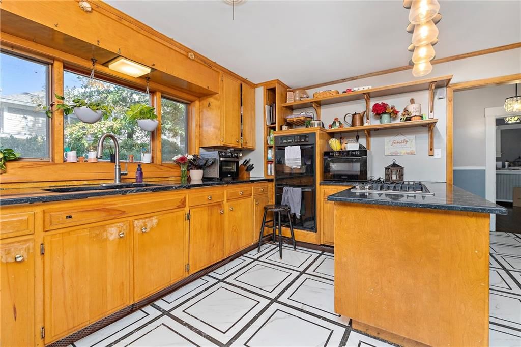 424 S Elm Street — photo 21