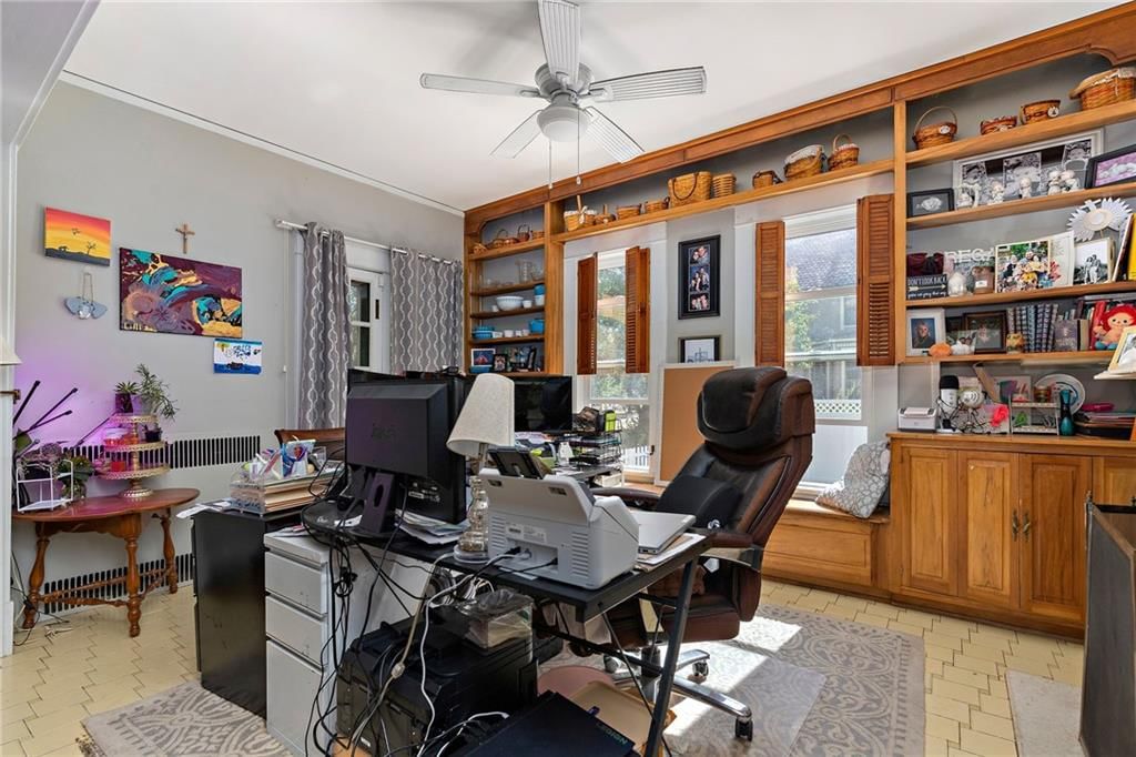 424 S Elm Street — photo 38