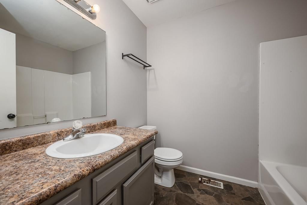 1180 Greenwood Parkway — photo 9