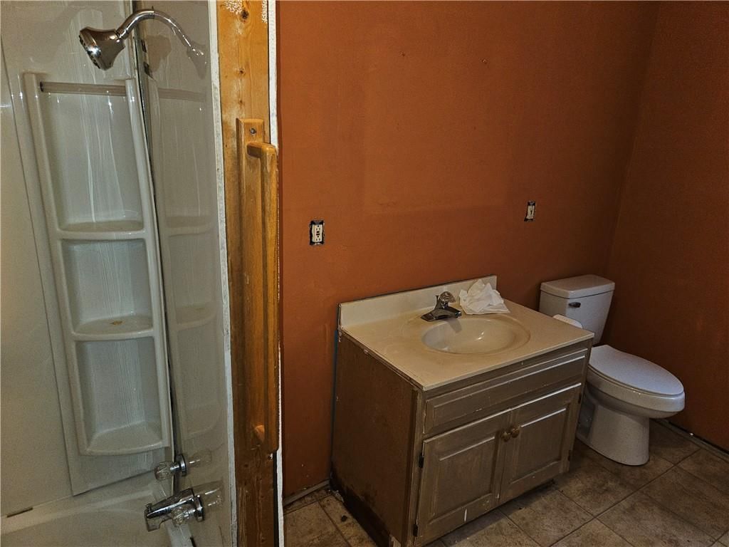 102 South Street — photo 16