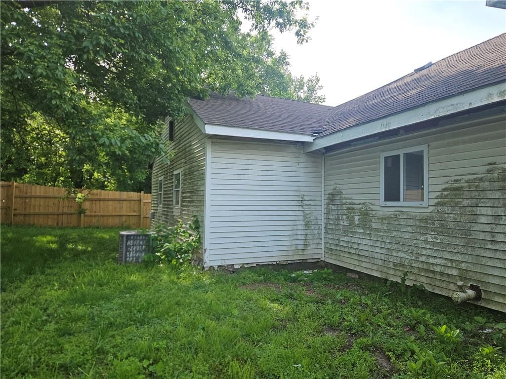102 South Street — photo 24
