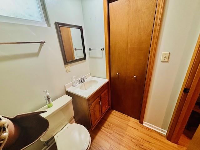 1125 Amesbury Avenue — photo 23