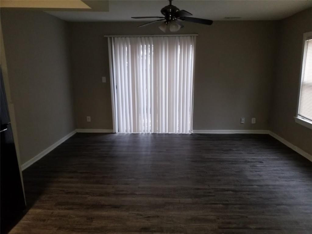 8828 N Main Street — photo 5