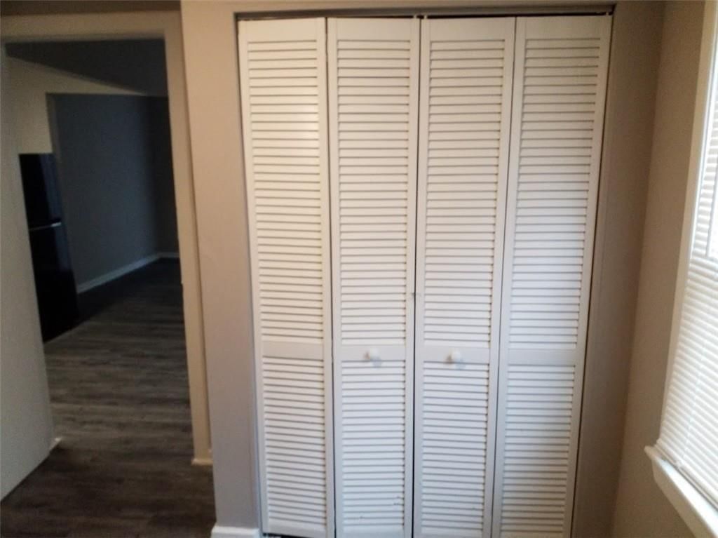 8828 N Main Street — photo 10