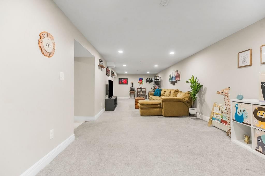 9322 Woodward Street — photo 25