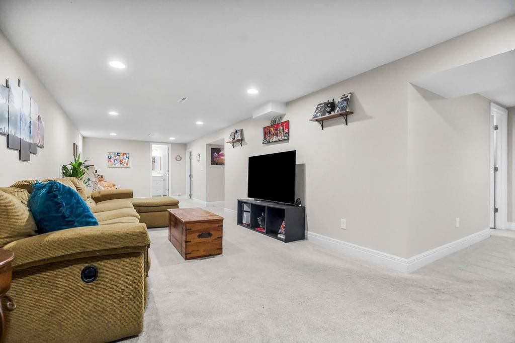 9322 Woodward Street — photo 29